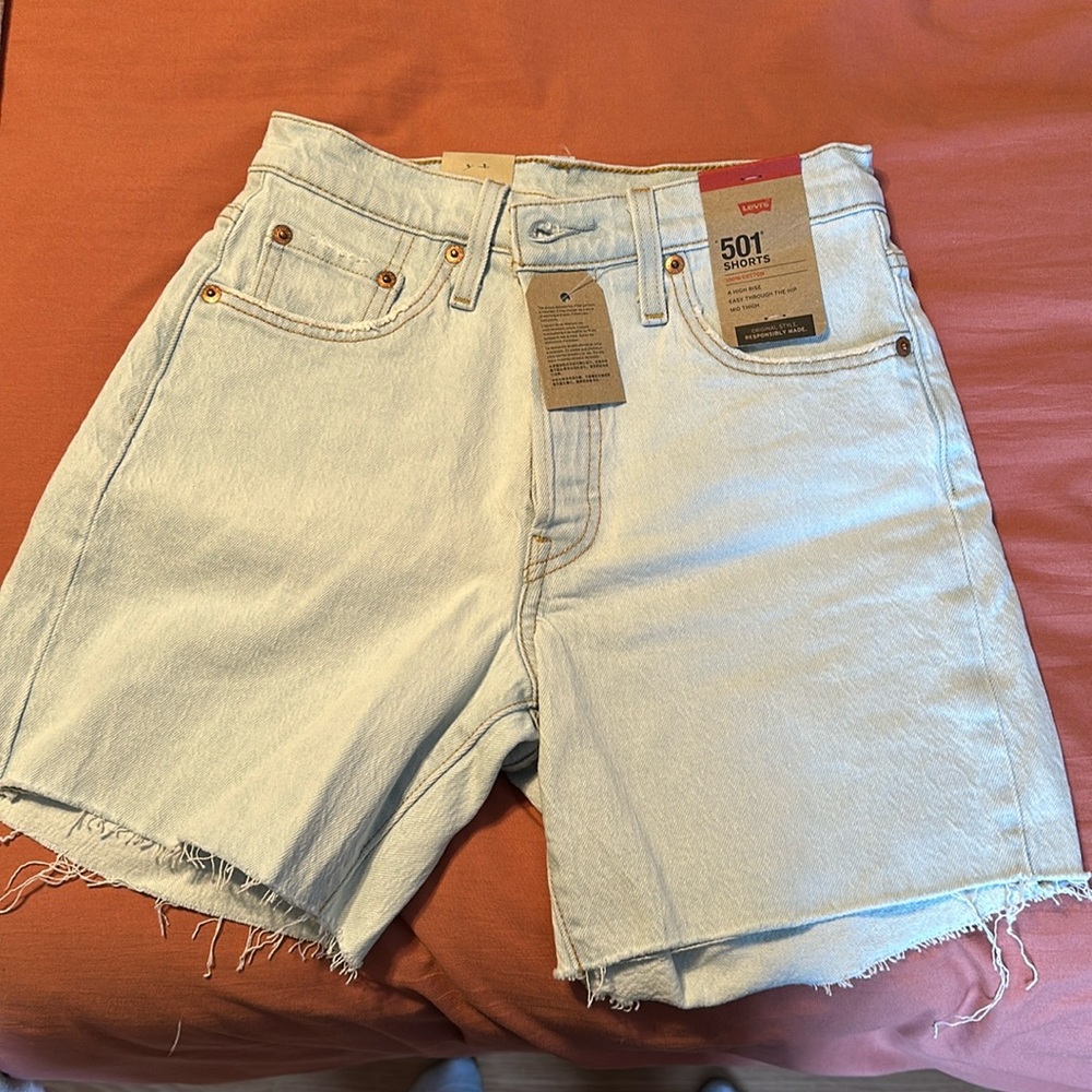 Levi 501 shorts. Mid thigh length